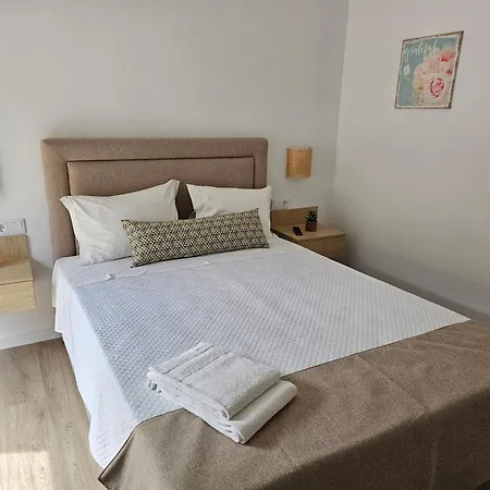 Curtido House * 阿威罗